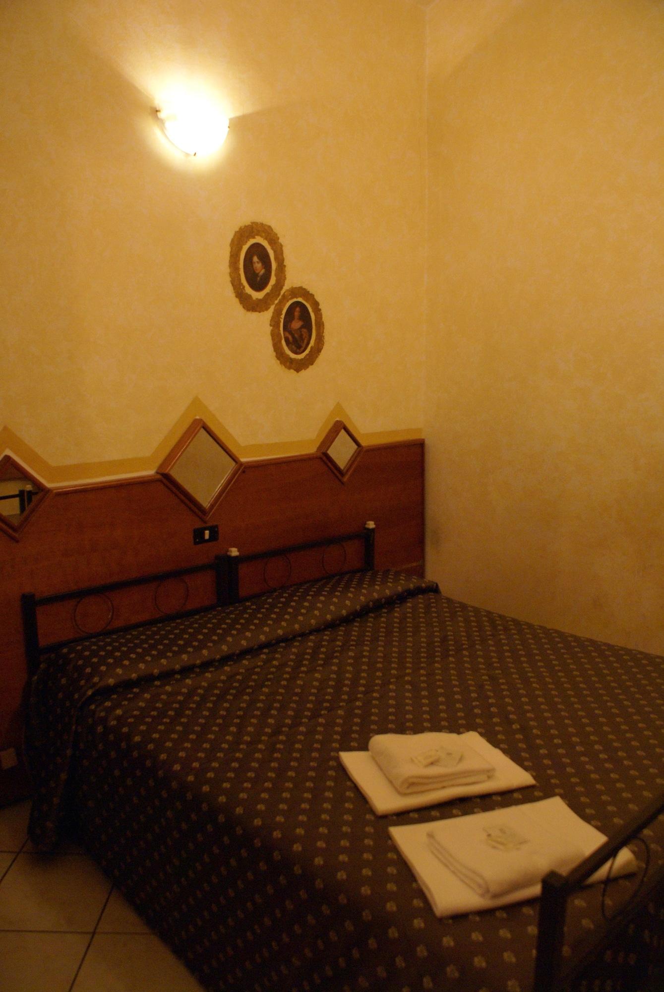 Hotel Farini Rome Extérieur photo