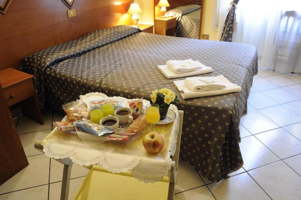 Hotel Farini Rome Extérieur photo
