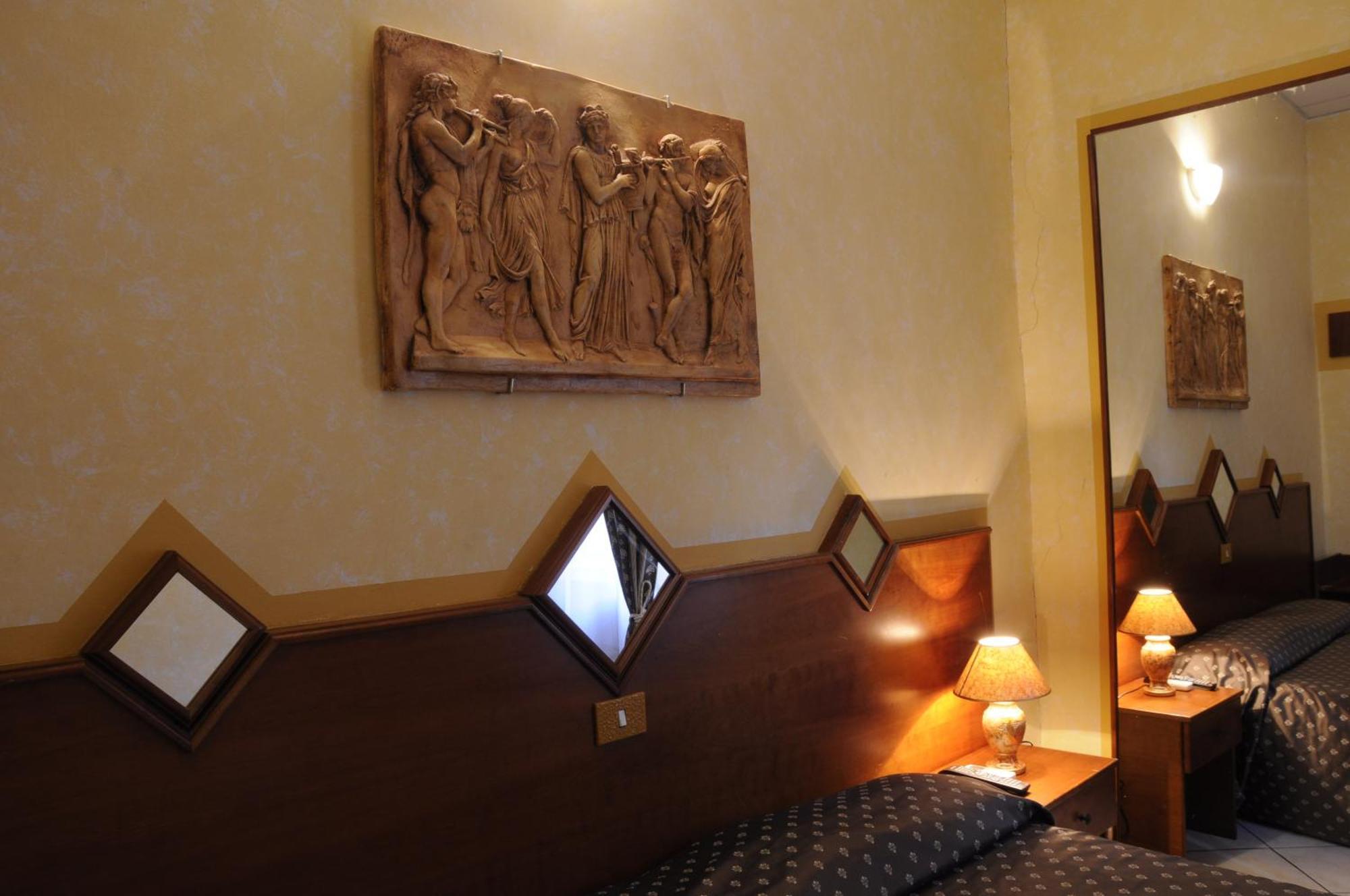 Hotel Farini Rome Chambre photo