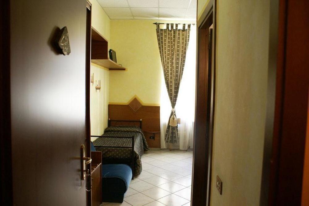 Hotel Farini Rome Extérieur photo