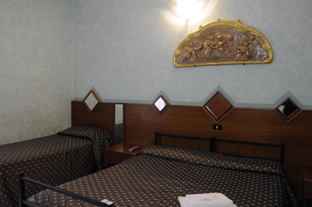 Hotel Farini Rome Extérieur photo
